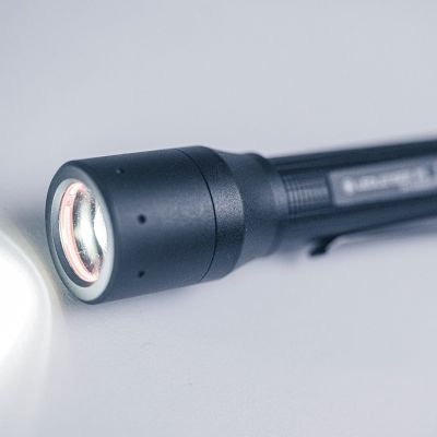 5. Ledlenser P5 200 lm Taschenlampe