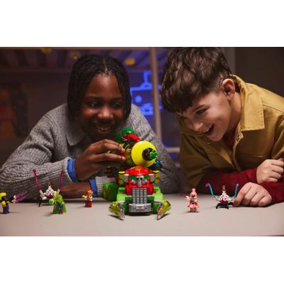 6. LEGO DREAMZzz 71499 Mateos Sprühtruck