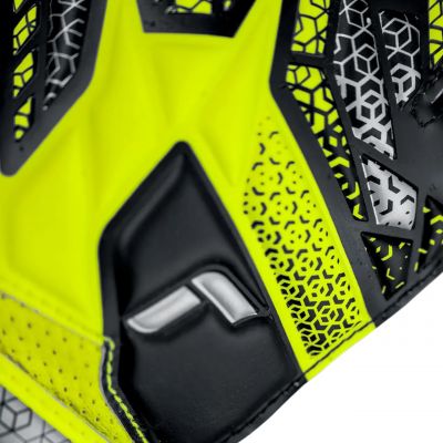 5. Reusch Attrakt Solid Jr 5572515 2014 Torwarthandschuhe