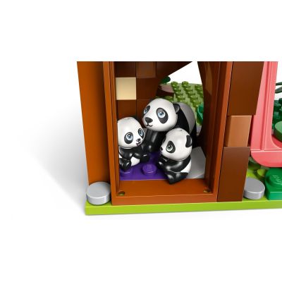 7. LEGO FRIENDS 42648 PANDA-SCHUTZHAUS TIERPFLEGE
