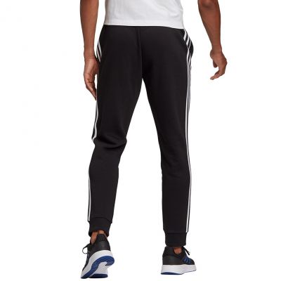 5. adidas Essentials Fleece M GK8821 Hose