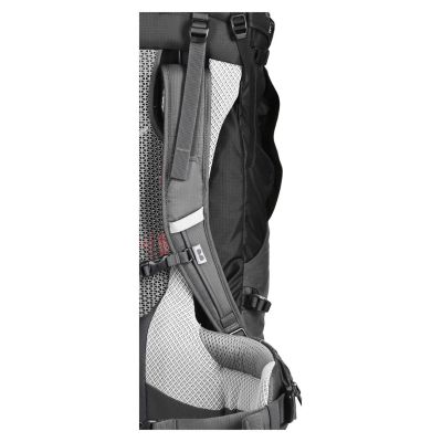 8. Deuter Futura Air Trek 60 + 10 schwarz-graphit Wanderrucksack