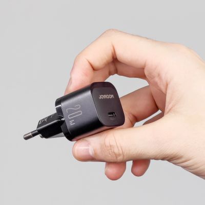 5. Mini-Ladegerät USB C 20W PD Joyroom JR-TCF02 - Schwarz