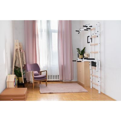 5. Turnwand-Stangen aus Holz und Metall mit Stange und Zubehörbank, 232W