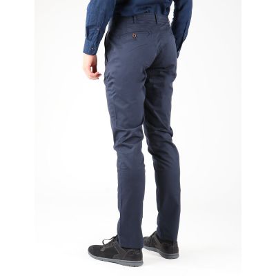 2. Wrangler Herren Chinohose W14LOO49I