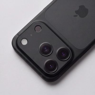 6. Tech-Protect Camalloy Fit+ Kameraschutzhülle für iPhone 18 Pro – Schwarz