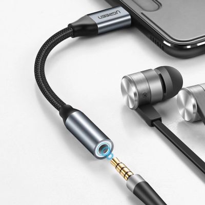 3. Ugreen Kopfhöreradapter mit 3,5 mm Miniklinke auf USB Typ C 10 cm grau (30632)
