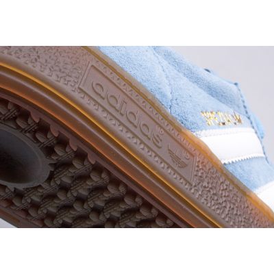 8. Herrenschuhe adidas HANDBALL SPEZIAL M BD7632