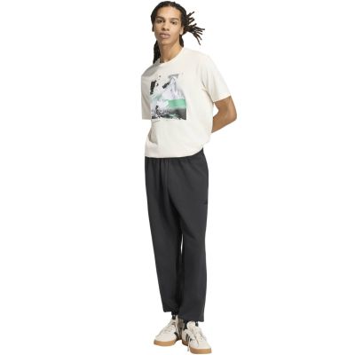 6. adidas Memories of Sport Outdoor-Grafik-T-Shirt für Herren, Creme, KC7095