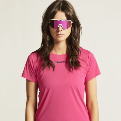 5. Damen CORE ESSENCE SS TEE 2W Kurzarm-T-Shirt