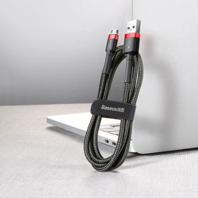 6. Baseus Cafule-Kabel CAMKLF-B91 USB-A / Micro-USB 2,4 A 1 m - Schwarz und Rot