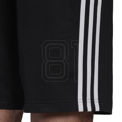 6. adidas Essentials Warm-Up 3-Streifen M H48433 Shorts