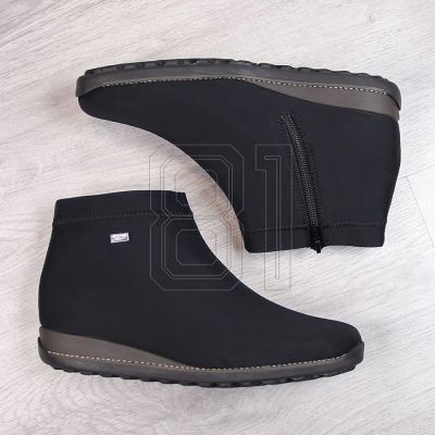 3. Isolierte schwarze Damenstiefeletten Rieker W 98251-00