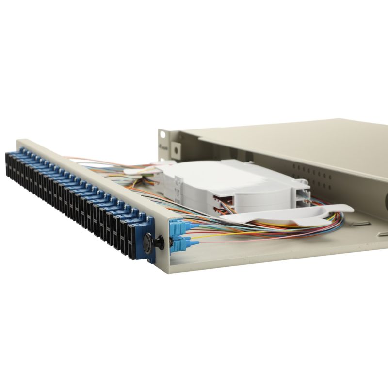 8. Equip 337311 1U Patchpanel