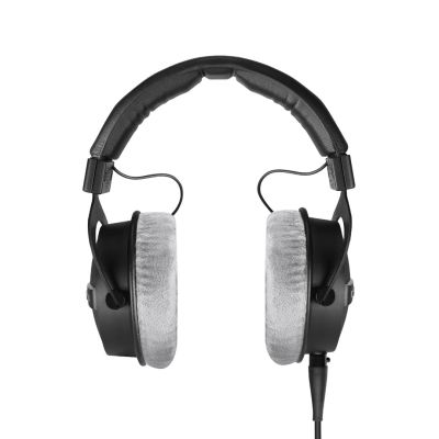 3. Beyerdynamic DT 770 PRO X 48 OHM - Geschlossener Studio-Kopfhörer
