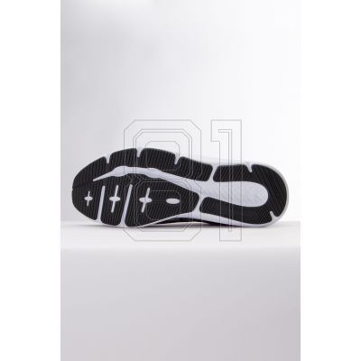 8. Under Armour Charged Pursuit 3 Twist M 3025945-100 Schuhe