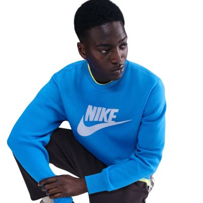 6. Nike Sportswear Club Herren-Sweatshirt Blau FN3890 435