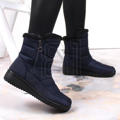 13. Insulated snow boots NEWS W EVE377B