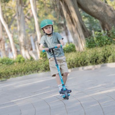 9. Globber Ultimum Kinderhelm S/M Emerald [51-55 cm] (601-107)