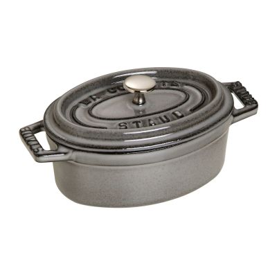 2. Staub Mini-Ovaltopf aus Gusseisen – 250 ml, Graphit