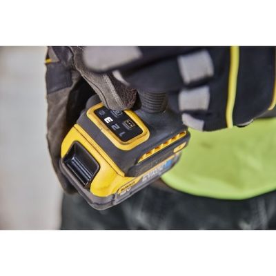 9. DEWALT XR 18V DCF860N Schlagschrauber