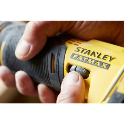 22. Stanley FATMAX SFMCE500B-XJ Oszillierendes Multifunktionswerkzeug, Schwarz, Gelb