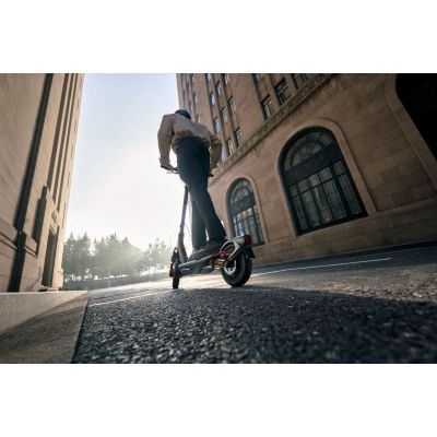 4. Segway F3 Pro E-Scooter | E-KickScooter | Bis zu 25 km/h | Schwarz