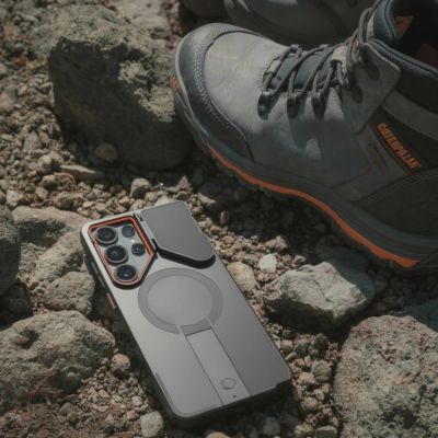 7. Tech-Protect Kevlar Aura MagSafe Hülle für Samsung Galaxy S26 Ultra – Schwarz und Orange