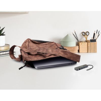 4. D-Link DUB-2334 Kabelgebundene USB-Typ-C-Dockingstation Grau