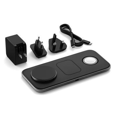3. Satechi Qi2 Trio Wireless Charging Pad - magnetisches kabelloses Ladegerät für drei Geräte (AppleWatch 5W, AirPods 5W, Qi2 15W), 1 m Kabel, 45-W-Netzteil und austauschbare Stecker für Großbritannien und die EU im Lieferumfang enthalten (Space Grau)