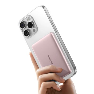 3. Baseus PicoGo AM41 5000 mAh 20 W Ultra-Slim Power Bank MagSafe Kompatibel mit Baseus Simple USB-C 60 W 30 cm Kabel - Pink