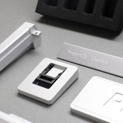 7. Ducky Outlaw 65 Tastatur Universal USB US Englisch Silber