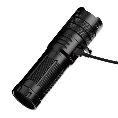 15. Powerbank mit Xtorm-Taschenlampe, 10.500 mAh, 20 W – Schwarz
