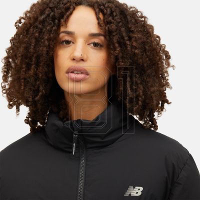 10. New Balance Jacke W WJ34303BK