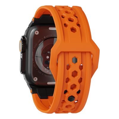 4. UAG Monarch - FKM-Armband für Apple Watch Serie 4-6 & SE 1-3, 44 mm / Serie 7-9, 45 mm / Serie 10-11, 46 mm / Ultra 1-3, 49 mm (orange / schwarzes Titan)