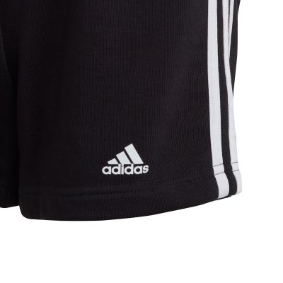 9. adidas Essentials 3-Streifen Jr Shorts IC3631