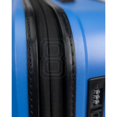 8. SwissBags Echo suitcase 67 cm 17786 navy