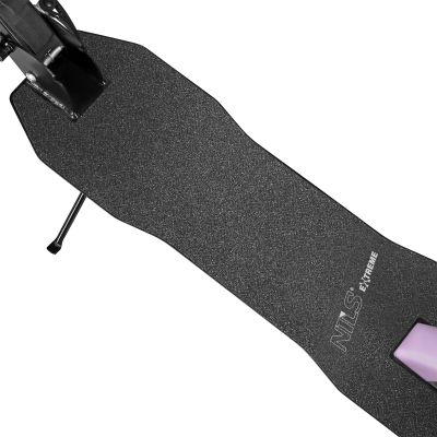 4. HM183 PINK SCOOTER NILS EXTREME