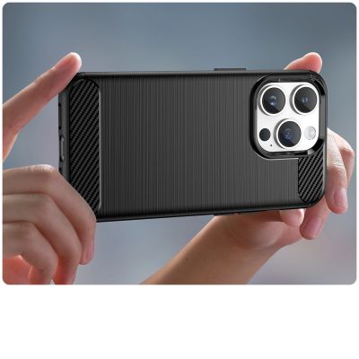 5. Carbon Case iPhone 14 Pro Max flexible Gel Rückseite schwarz
