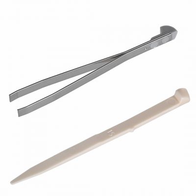 4. Victorinox RangerGrip 79 Taschenmesser, 12 Funktionen, 130 mm, rot-schwarz