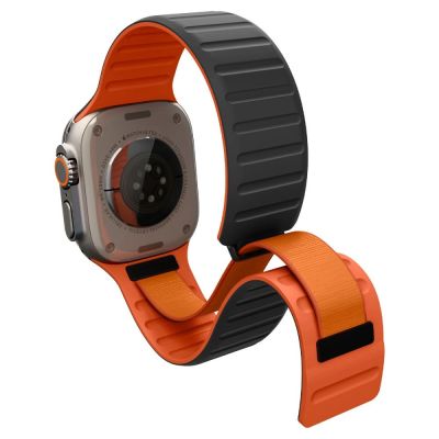 4. Spigen Athlex Air M Armband für Apple Watch 44/45/46/49 mm – Schwarz und Orange