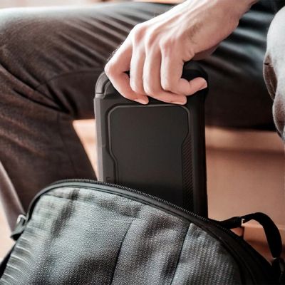 12. Spigen Rugged Armor Case für Nintendo Switch 2 - Mattschwarz