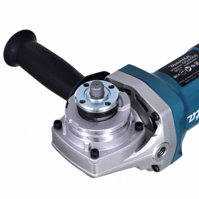 4. Makita GA900PT2 18V Winkelschleifer
