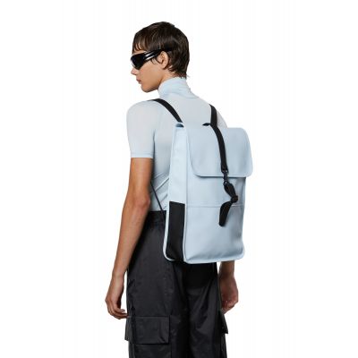 4. Rains Rucksack 12200 81 SKY