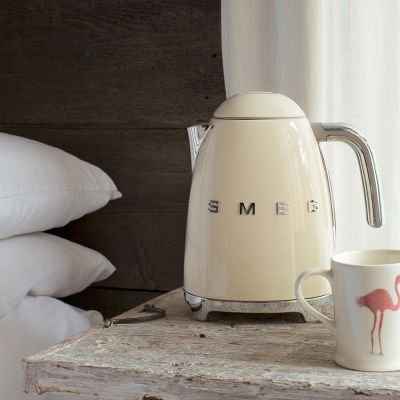 55. Smeg KLF03CREU Wasserkocher 1,7 l 2400 W Creme