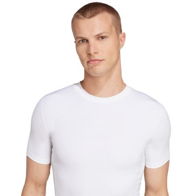 4. Herren adidas Techfit Kurzarm-T-Shirt weiß JP4675