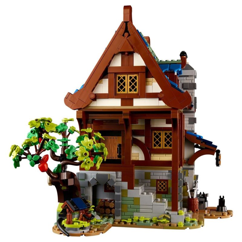 4. LEGO Ideas 21325 Mittelalterliche Schmiede