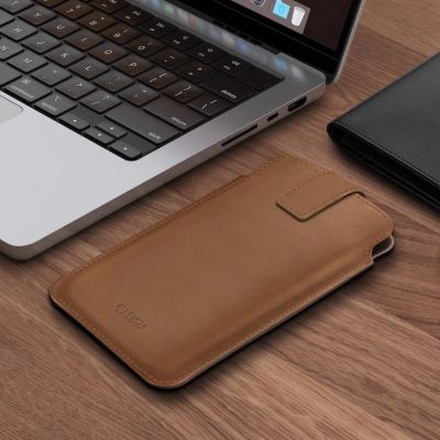 4. Tech-Protect SM65 Hülle für 6,0-6,9" Smartphones - Braun