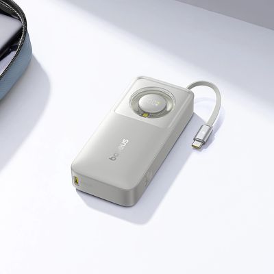 9. Baseus Free2Pull 10000 mAh 30 W Powerbank mit USB-C-Anschluss und einziehbarem USB-C-Kabel – Grau