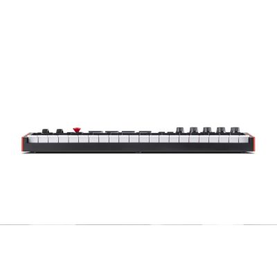 5. AKAI MPK MINI PLUS – Mini-Tastatur-Controller